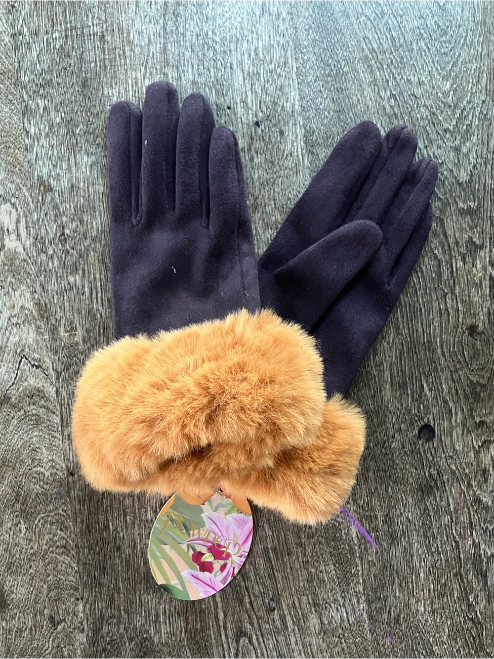NWT Fancy Gloves